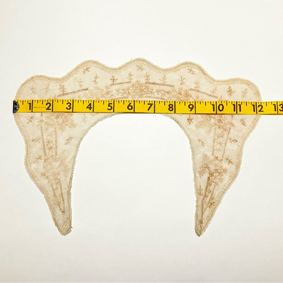 Vintage Delicate Tambour Lace Collar - Ecru - Picture 4 of 5